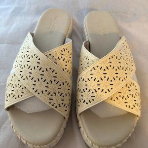 Ilse Jacobsen Tulip Crossband Platform Sandal, Milkcreme Size 11.5 (44 EU)   NEW